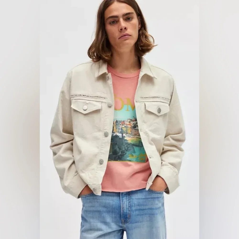 BDG Cropped Canvas Trucker Jacket - Picture 1 of 12